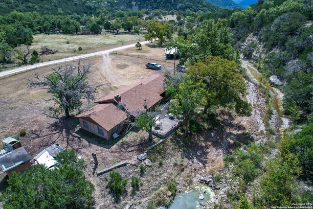 2227 mill creek, Leakey, TX 78873