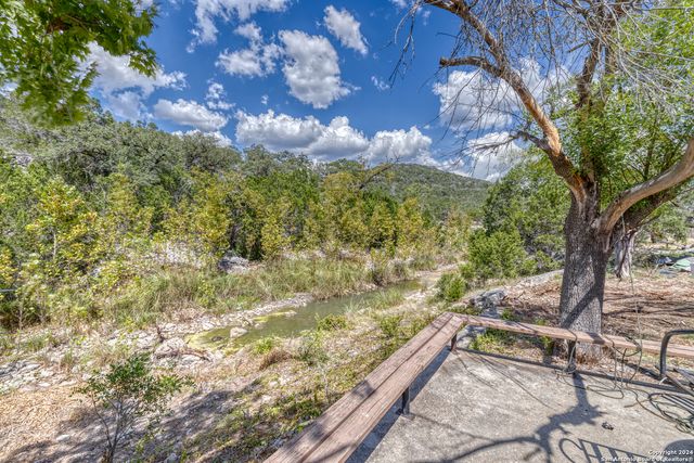 2227 mill creek, Leakey, TX 78873