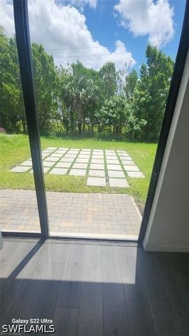 9015 Madrid CIR, Naples, FL 34104