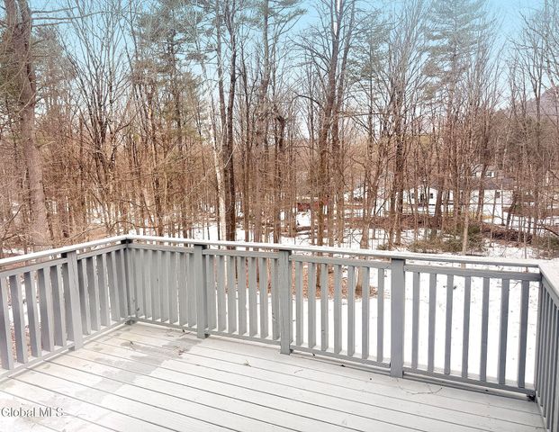 4 Van Court, Queensbury, NY 12804