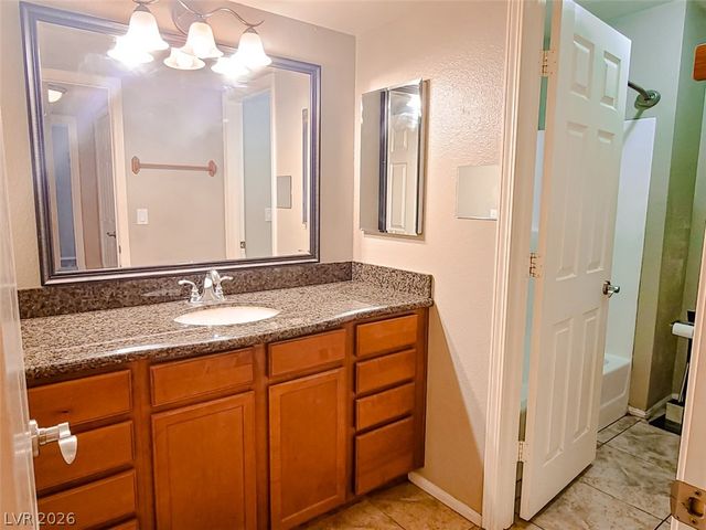 1455 East Katie Avenue 14, Las Vegas, NV 89119