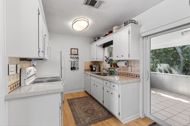 1109 NW 8th Street, Boynton Beach, FL 33426