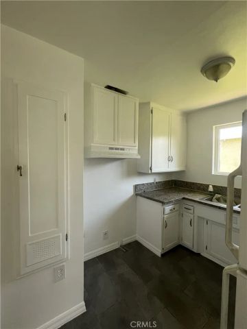 10902 S Western, Los Angeles, CA 90047