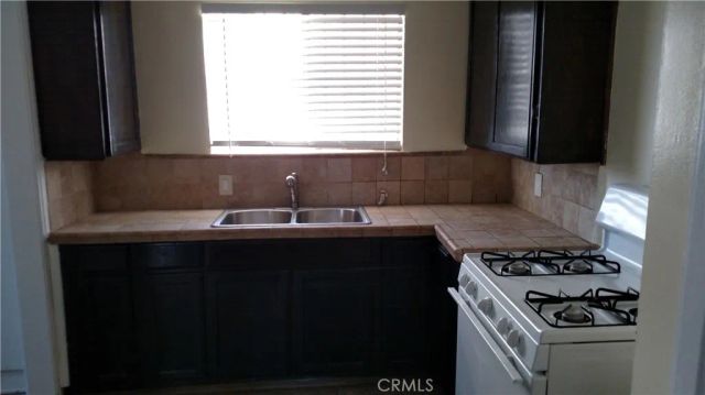 10902 S Western, Los Angeles, CA 90047