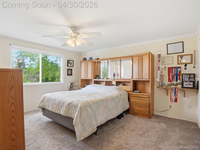 21222 Larkspur Street, Farmington, MI 48336