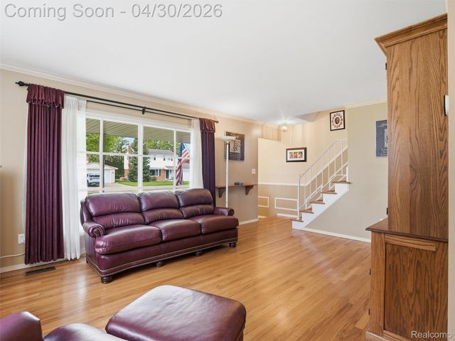 21222 Larkspur Street, Farmington, MI 48336