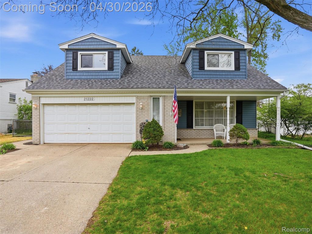21222 Larkspur Street, Farmington, MI 48336