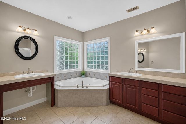 101 Mackenzie Drive, Wilmington, NC 28409