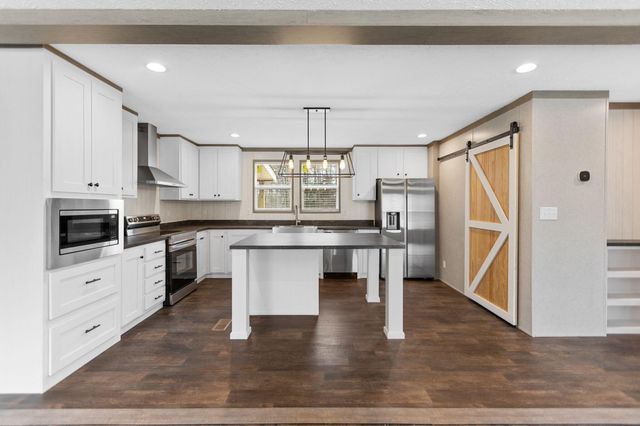 569 County Road 784a, Etowah, TN 37331