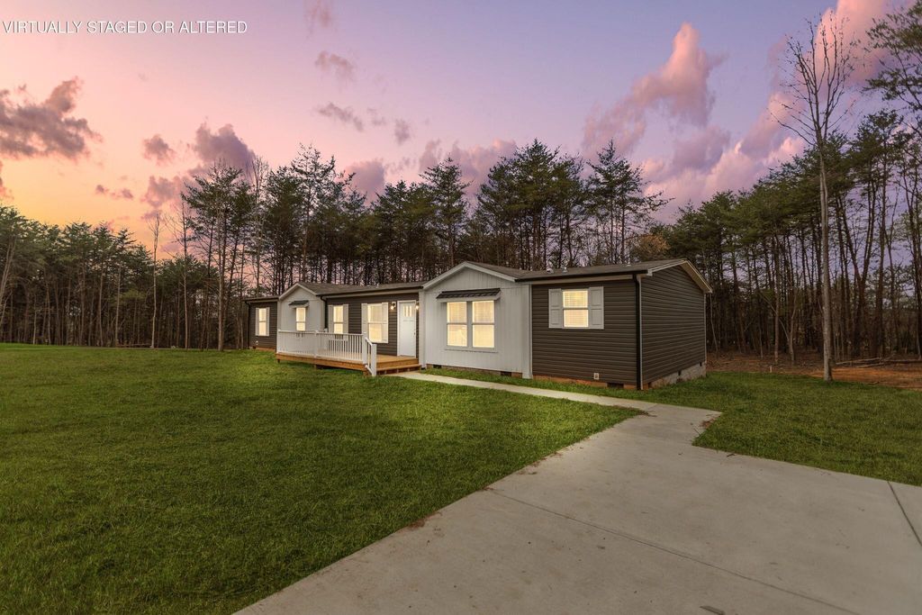 569 County Road 784a, Etowah, TN 37331