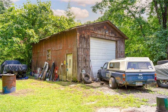 339 Valley Drive, Lexington, NC 27292