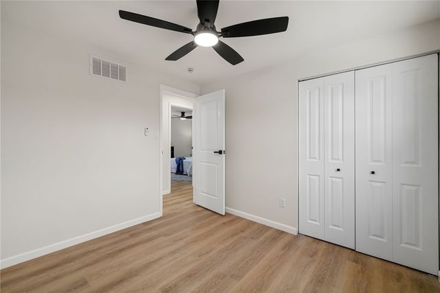 108 Mifflin Hills Dr, West Mifflin, PA 15122