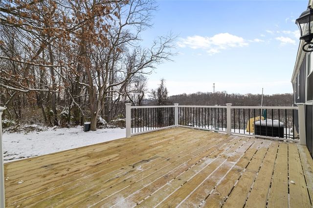 108 Mifflin Hills Dr, West Mifflin, PA 15122