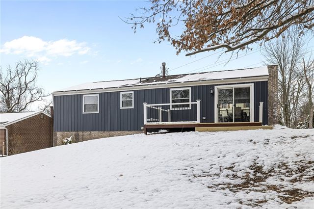 108 Mifflin Hills Dr, West Mifflin, PA 15122