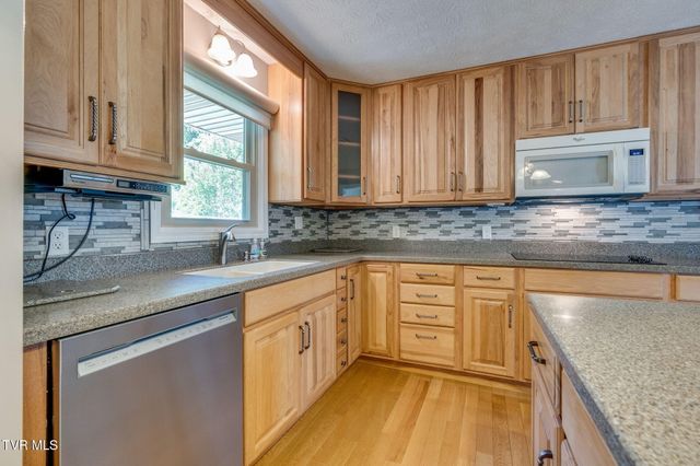 4120 Lindenwood Drive, Kingsport, TN 37663