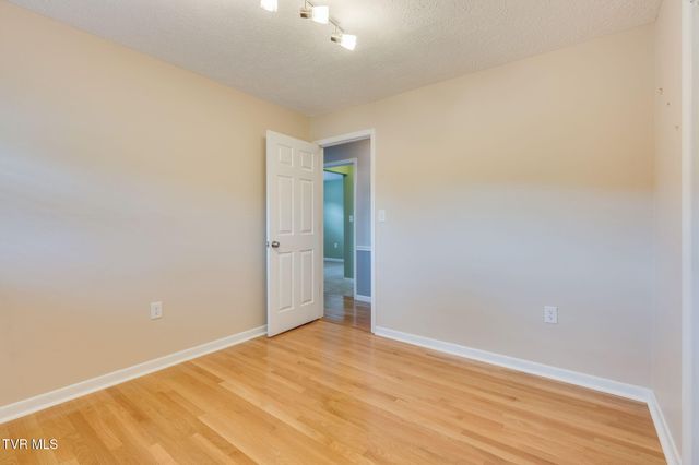 4120 Lindenwood Drive, Kingsport, TN 37663