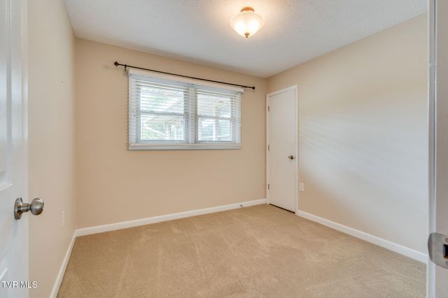 4120 Lindenwood Drive, Kingsport, TN 37663