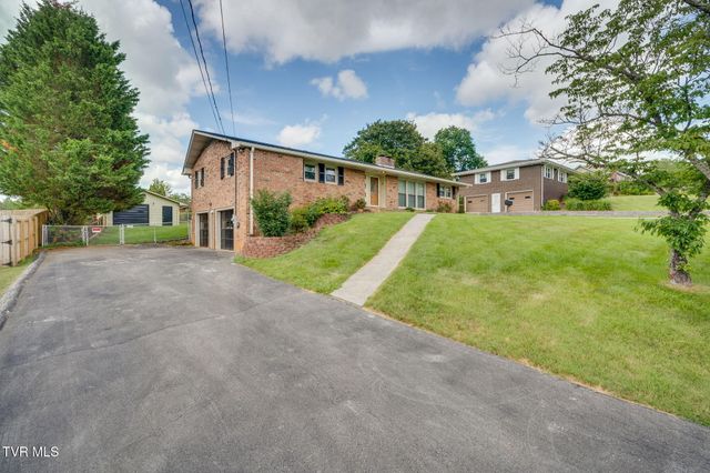 4120 Lindenwood Drive, Kingsport, TN 37663