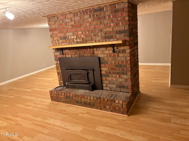 4120 Lindenwood Drive, Kingsport, TN 37663