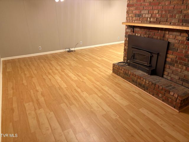 4120 Lindenwood Drive, Kingsport, TN 37663