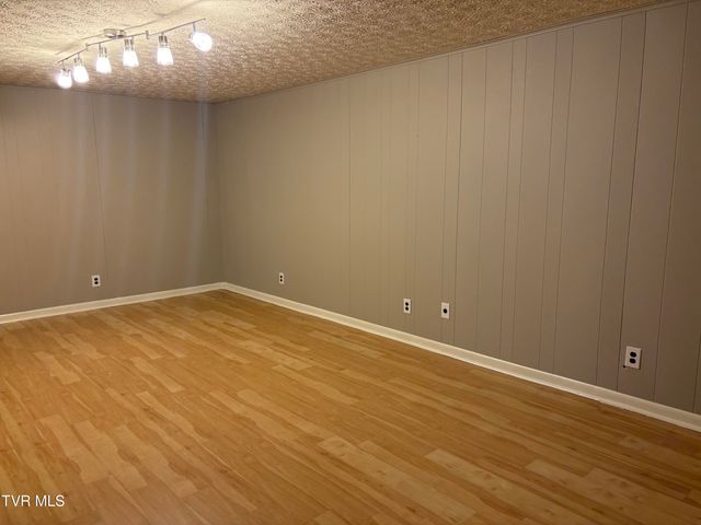 4120 Lindenwood Drive, Kingsport, TN 37663