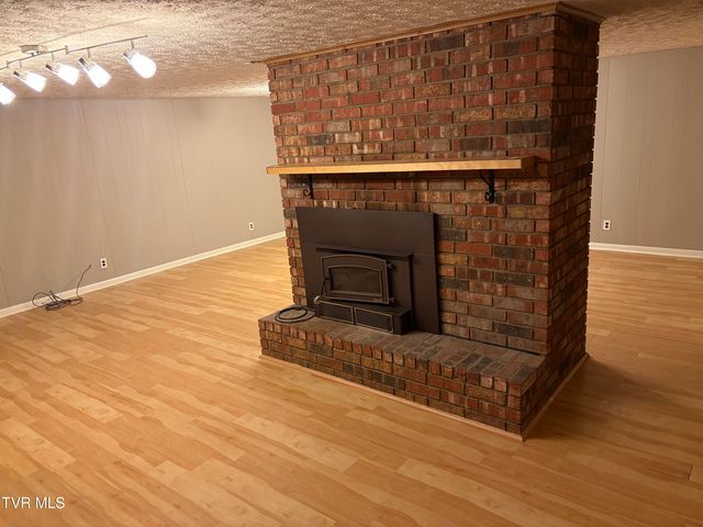 4120 Lindenwood Drive, Kingsport, TN 37663