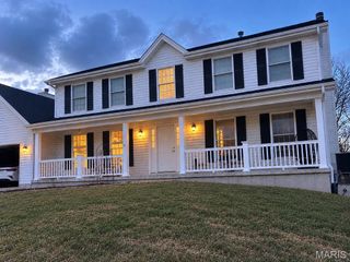 8 Jacobs Place Court, O'fallon, MO 63376