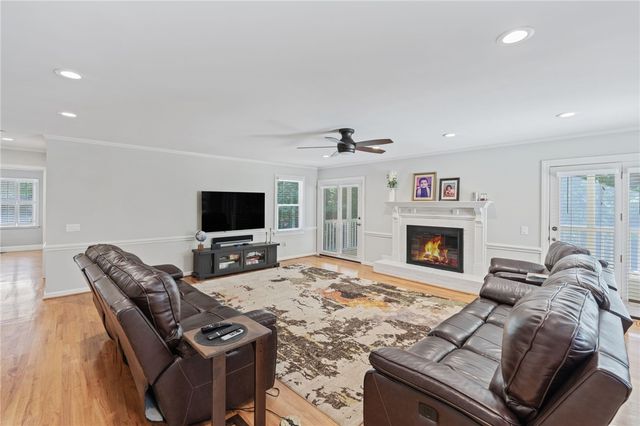 208 Cedar Dale Drive, Central, SC 29630