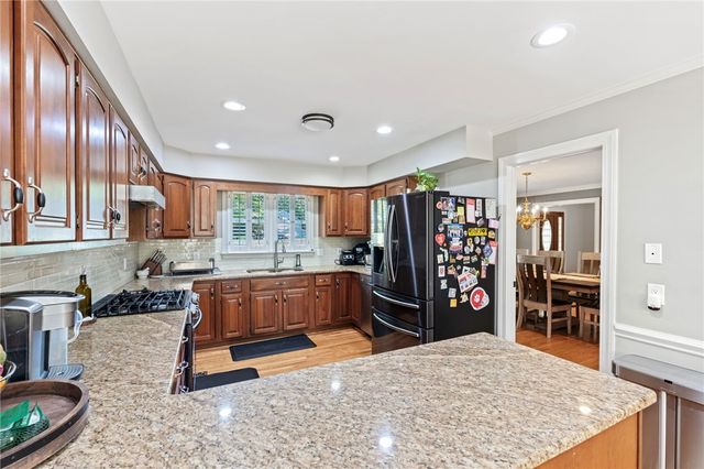208 Cedar Dale Drive, Central, SC 29630