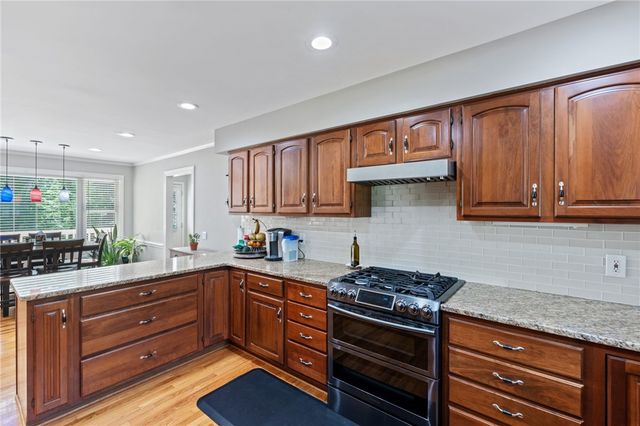 208 Cedar Dale Drive, Central, SC 29630