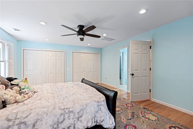208 Cedar Dale Drive, Central, SC 29630