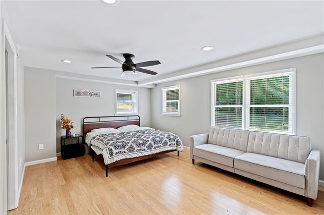 208 Cedar Dale Drive, Central, SC 29630