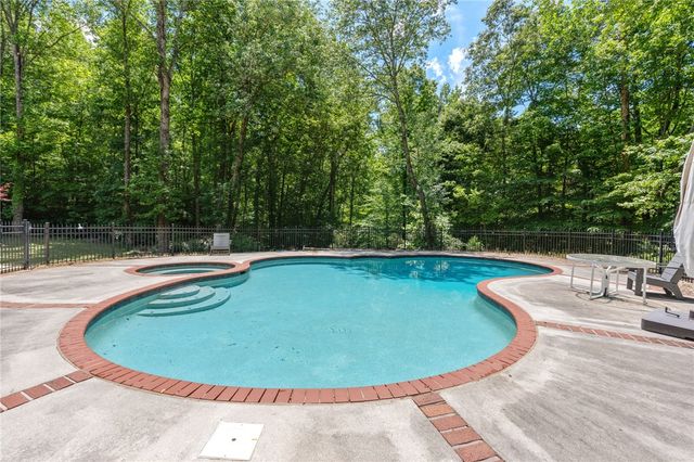208 Cedar Dale Drive, Central, SC 29630