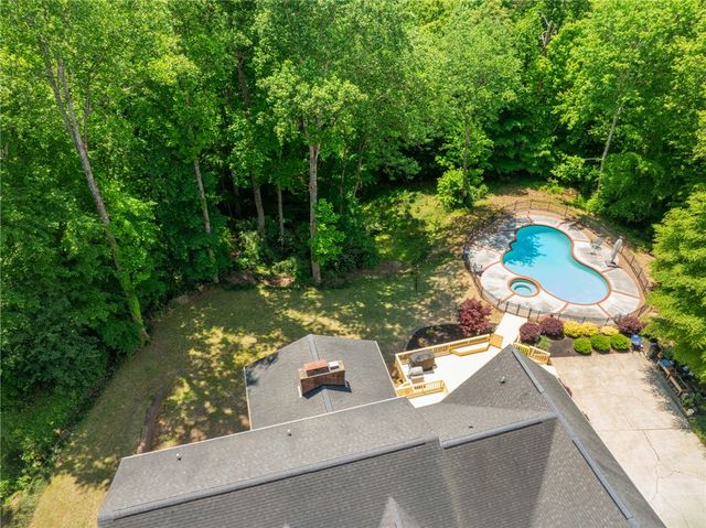 208 Cedar Dale Drive, Central, SC 29630