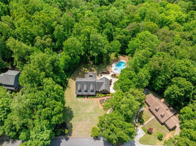 208 Cedar Dale Drive, Central, SC 29630