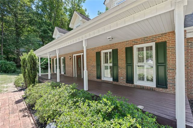 208 Cedar Dale Drive, Central, SC 29630
