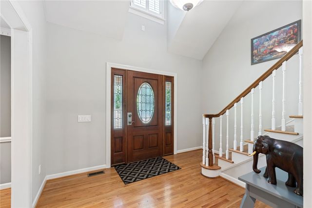 208 Cedar Dale Drive, Central, SC 29630