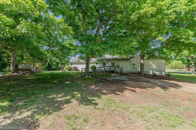 1080 NC Highway 47, Lexington, NC 27292