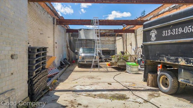 18326 John R Street, Detroit, MI 48203