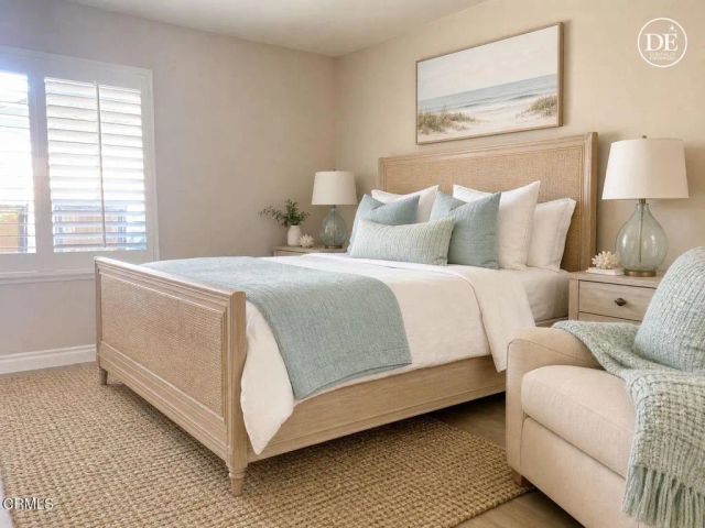39104 Village 39, Camarillo, CA 93012