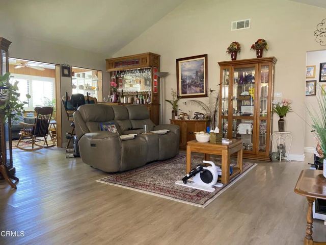 39104 Village 39, Camarillo, CA 93012