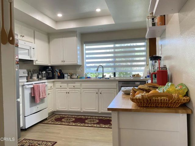 39104 Village 39, Camarillo, CA 93012