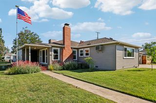 1215 W Walnut St, Lodi, CA 95240