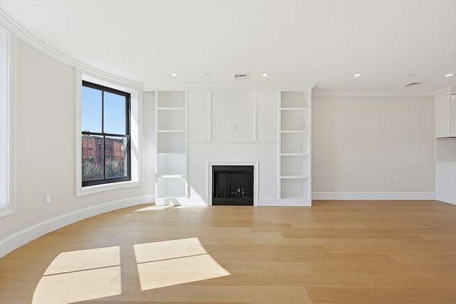 667 Tremont Street PH, Boston, MA 02118