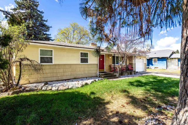 902 S Freya St, Spokane, WA 99202