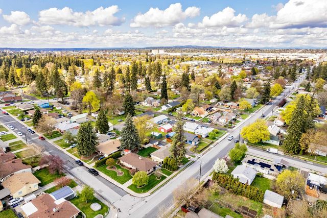 902 S Freya St, Spokane, WA 99202