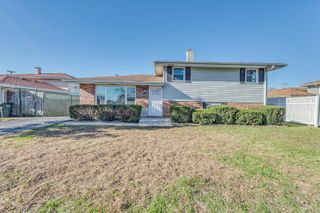 19116 Sherman Street, Lansing, IL 60438