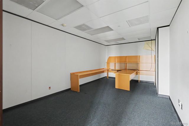 1 Parklane Boulevard W0900, Dearborn, MI 48126