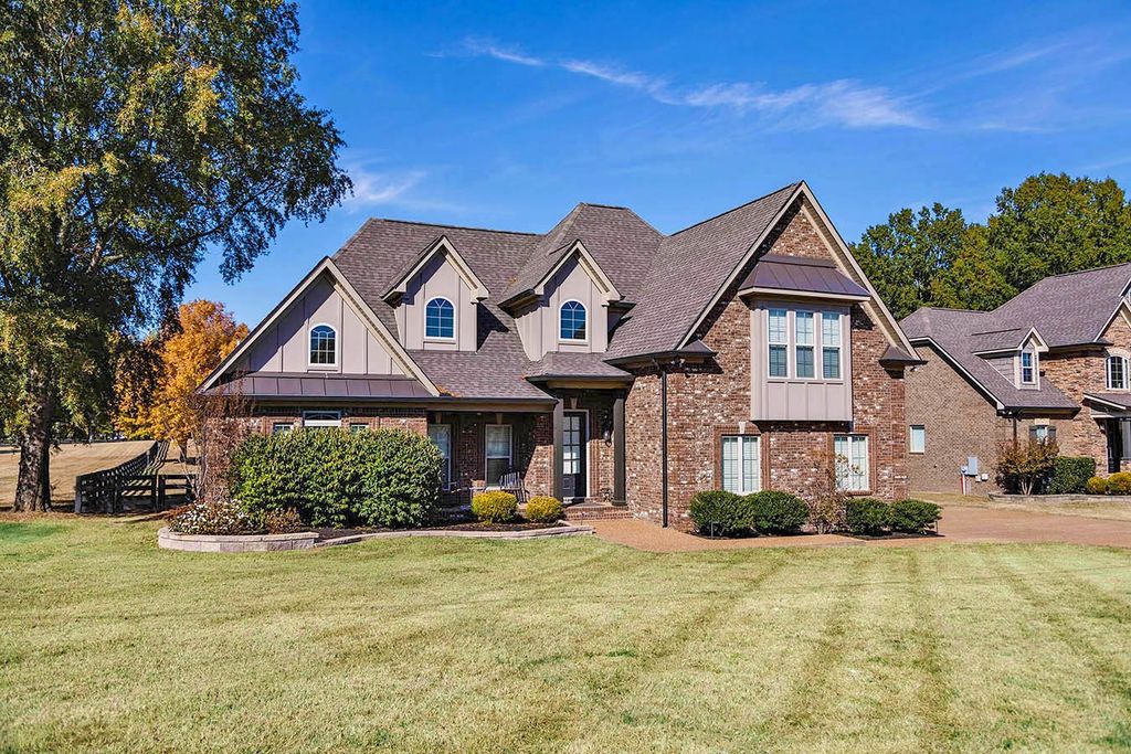 135 Cherokee Dock Rd, Lebanon, TN 37087