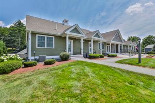 3 Abby Ln Apt 5, Milford, NH 03055